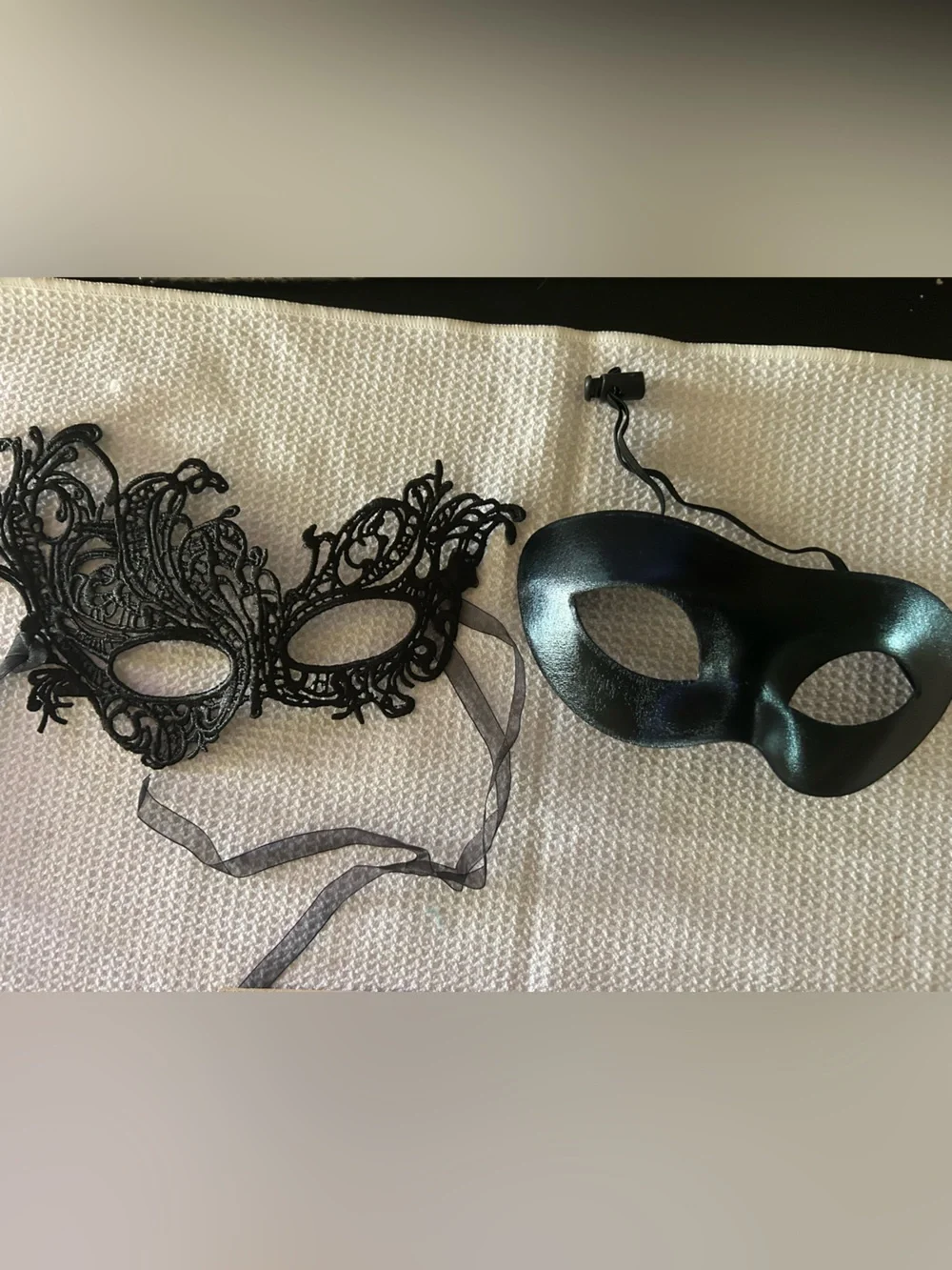 Masquerade Couples Mask Lace Mask for Party Prom Halloween Costume Fun New